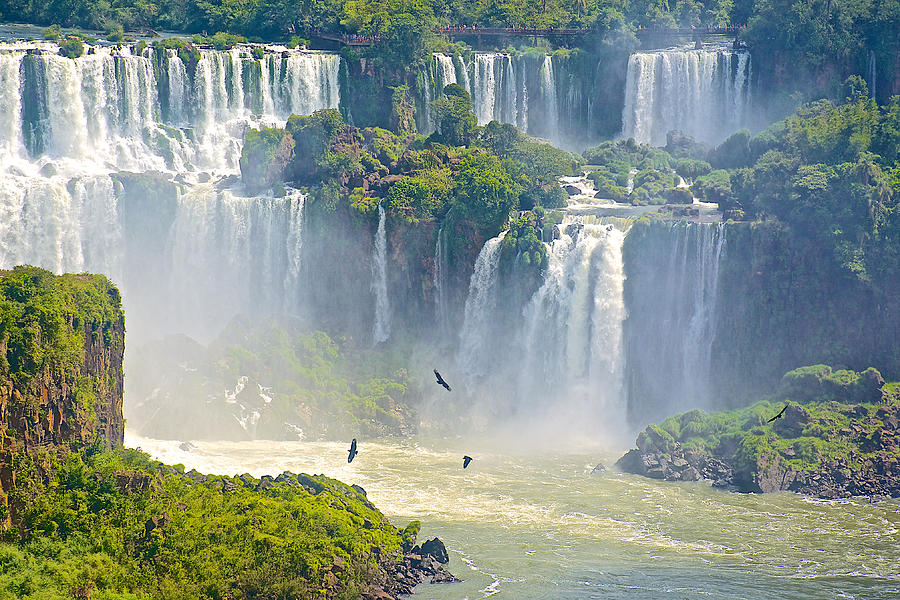 ज़िन्दगी कोई ‘पोस्टर’ तो नहीं