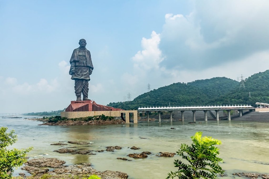 पटेल और उनके RSS से सम्बन्ध; जब संघ को बैन किया